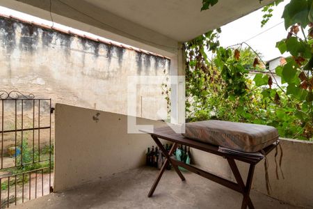 Casa à venda com 180m², 5 quartos e 1 vagaQuintal dos Fundos