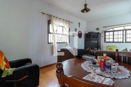 Sala de Estar de casa à venda com 5 quartos, 180m² em Vila Pereira Cerca, São Paulo