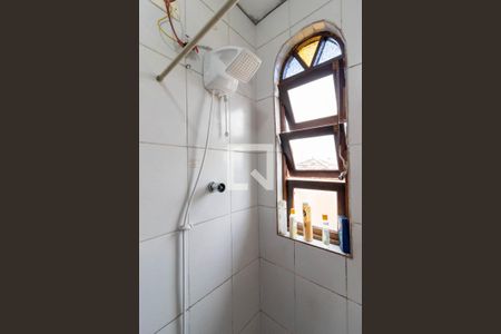 Casa à venda com 180m², 5 quartos e 1 vagaBanheiro 1 - Chuveiro Elétrico