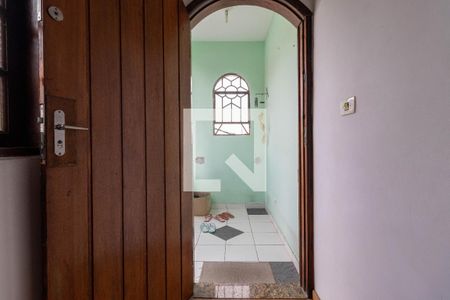 Casa à venda com 180m², 5 quartos e 1 vagaEntrada da Casa 2