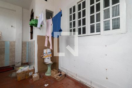 Casa à venda com 180m², 5 quartos e 1 vagaÁrea de Serviço 2