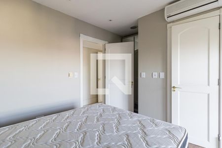 Apartamento à venda com 384m², 3 quartos e 4 vagas Apartamento à venda com 384m², 3 quartos e 4 vagasSuite 3