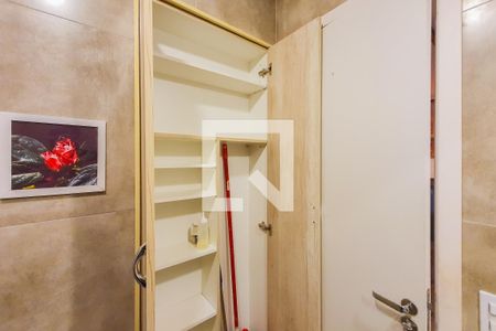 Studio à venda com 34m², 1 quarto e 1 vaga Studio à venda com 34m², 1 quarto e 1 vagaBanheiro