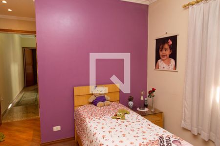 Casa à venda com 225m², 4 quartos e 2 vagasQuarto 2