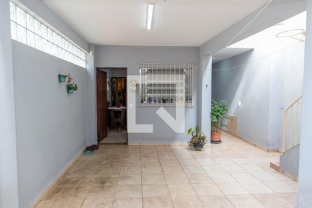 Casa à venda com 225m², 4 quartos e 2 vagasQuintal