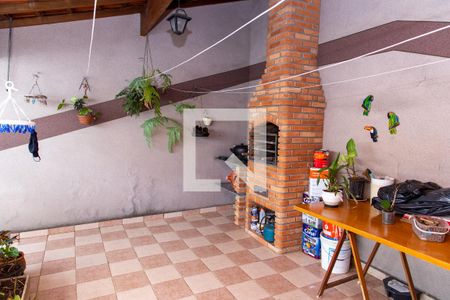 Casa à venda com 225m², 4 quartos e 2 vagasChurrasqueira