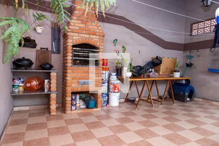 Casa à venda com 225m², 4 quartos e 2 vagasChurrasqueira