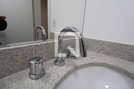 Apartamento à venda com 67m², 2 quartos e 1 vagaBanheiro do Quarto 2 (suíte)