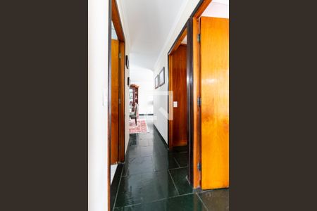 Corredor de apartamento para alugar com 3 quartos, 78m² em Vila Campestre, São Paulo