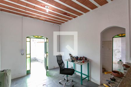 Casa à venda com 360m², 3 quartos e 1 vagaBarracão - Sala