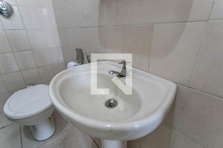 Casa à venda com 360m², 3 quartos e 1 vagaBarracão - Banheiro