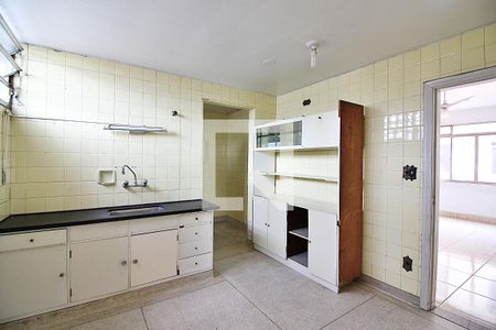 Apartamento à venda com 156m², 3 quartos e 1 vagaCozinha