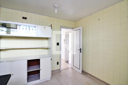 Apartamento à venda com 156m², 3 quartos e 1 vagaCozinha