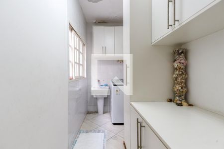 Casa à venda com 253m², 3 quartos e 4 vagas Casa à venda com 253m², 3 quartos e 4 vagasÁrea de Serviço