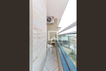 Casa à venda com 253m², 3 quartos e 4 vagas Casa à venda com 253m², 3 quartos e 4 vagasSacada Suíte 1