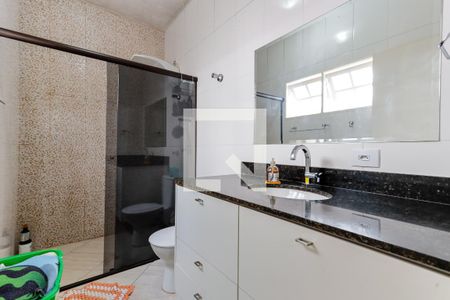 Casa à venda com 253m², 3 quartos e 4 vagas Casa à venda com 253m², 3 quartos e 4 vagasBanheiro da Suíte 2