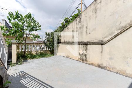 Casa à venda com 253m², 3 quartos e 4 vagas Casa à venda com 253m², 3 quartos e 4 vagasVaranda