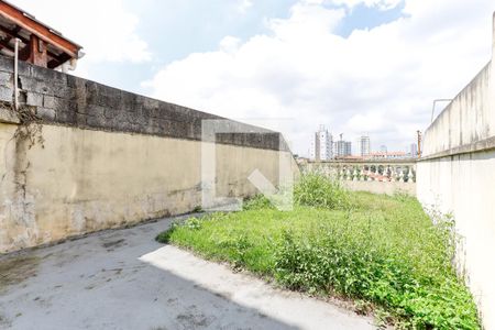 Casa à venda com 253m², 3 quartos e 4 vagas Casa à venda com 253m², 3 quartos e 4 vagasQuintal