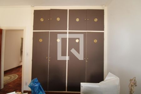 Casa à venda com 412m², 4 quartos e 5 vagasQuarto 3 (suíte)