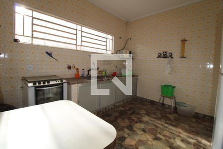 Casa à venda com 412m², 4 quartos e 5 vagasCozinha