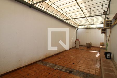 Casa à venda com 412m², 4 quartos e 5 vagasQuintal