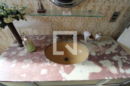 Casa à venda com 412m², 4 quartos e 5 vagasBanheiro Social