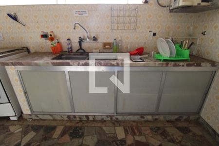 Casa à venda com 412m², 4 quartos e 5 vagasCozinha