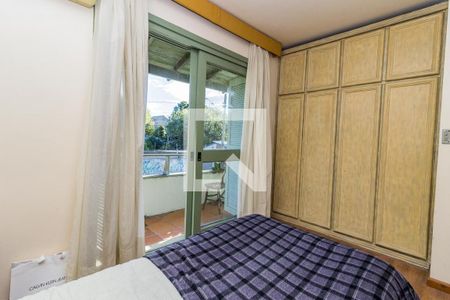 Casa à venda com 360m², 3 quartos e 2 vagasDormitório3