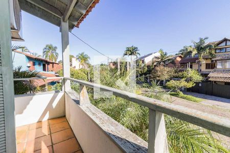 Casa à venda com 360m², 3 quartos e 2 vagasSacada