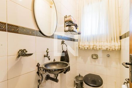 Casa à venda com 360m², 3 quartos e 2 vagasLavabo