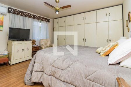 Casa à venda com 360m², 3 quartos e 2 vagasSuíte