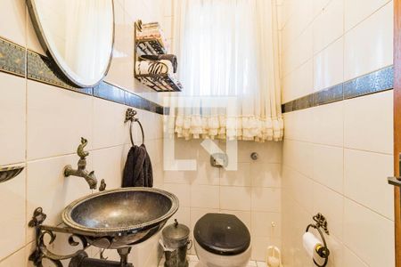 Casa à venda com 360m², 3 quartos e 2 vagasLavabo