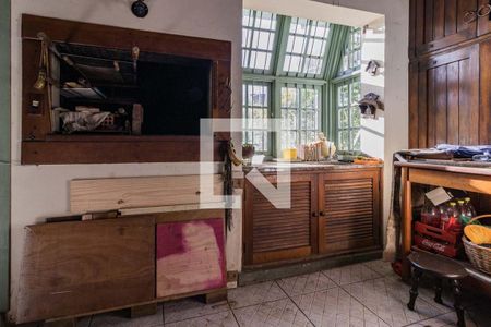 Casa à venda com 360m², 3 quartos e 2 vagasChurrasqueira