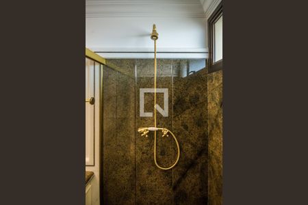 Apartamento à venda com 490m², 6 quartos e 4 vagasBanheiro da Suíte 2