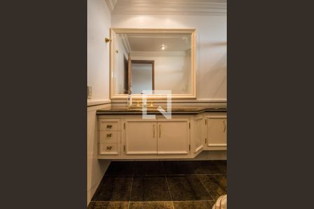 Apartamento à venda com 490m², 6 quartos e 4 vagasBanheiro da Suíte 3