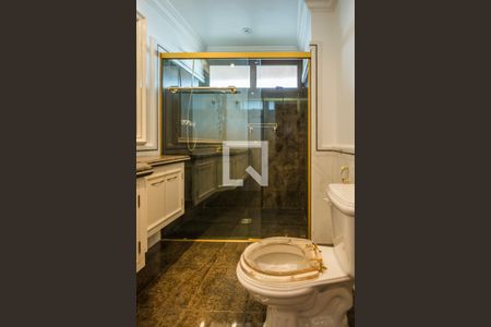 Apartamento à venda com 490m², 6 quartos e 4 vagasBanheiro da Suíte 2