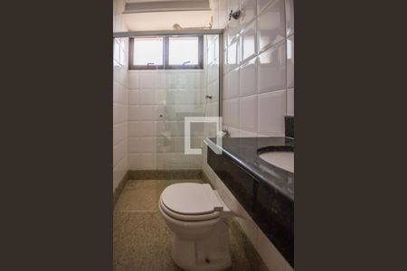 Apartamento à venda com 490m², 6 quartos e 4 vagasBanheiro de Serviço