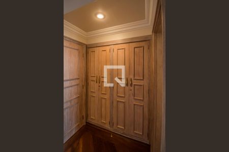 Apartamento à venda com 490m², 6 quartos e 4 vagasSuíte 2