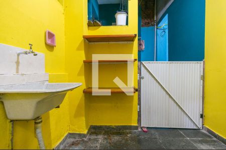 Casa para alugar com 70m², 1 quarto e 1 vagaÁrea de Serviço