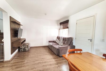 Sala de casa de condomínio à venda com 3 quartos, 75m² em Canudos, Novo Hamburgo