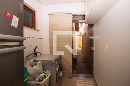 Casa à venda com 65m², 2 quartos e 1 vaga Casa à venda com 65m², 2 quartos e 1 vagaCozinha e Área de Serviço