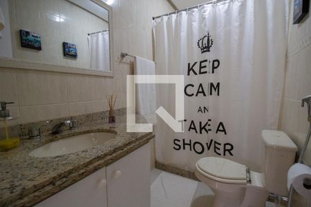 Casa de condomínio à venda com 167m², 4 quartos e 2 vagasBanheiro Social