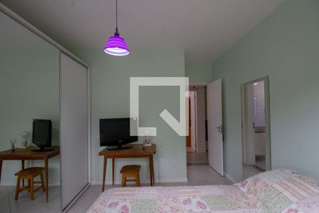 Casa de condomínio à venda com 167m², 4 quartos e 2 vagasSuíte 2