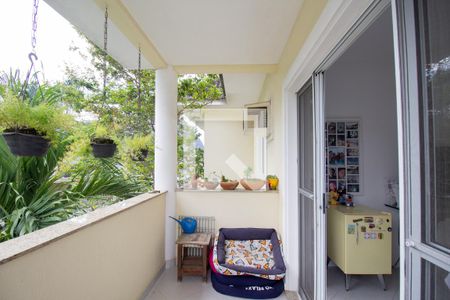 Sacada da Suíte 1 de casa de condomínio à venda com 4 quartos, 167m² em Vargem Pequena, Rio de Janeiro