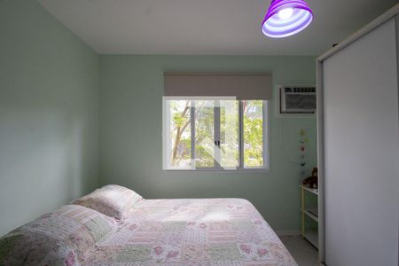 Casa de condomínio à venda com 167m², 4 quartos e 2 vagasSuíte 2