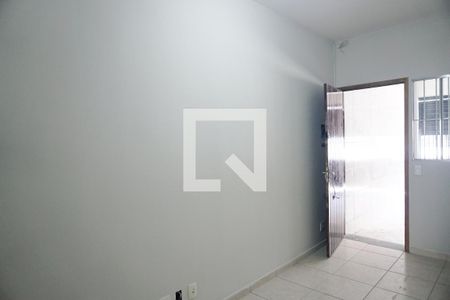 Sala de casa para alugar com 2 quartos, 80m² em Jardim Santa Maria, São Paulo