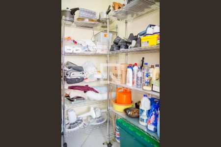 Apartamento à venda com 185m², 4 quartos e 3 vagas Apartamento à venda com 185m², 4 quartos e 3 vagasDepósito