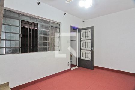 Sala de casa à venda com 2 quartos, 110m² em Vila Carbone, São Paulo