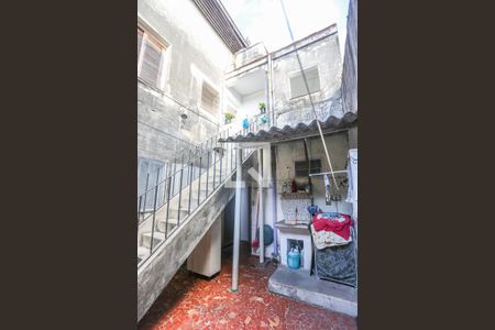 Casa à venda com 88m², 4 quartos e 2 vagas Casa à venda com 88m², 4 quartos e 2 vagasQuintal