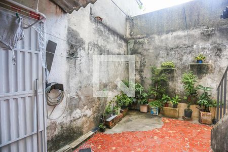 Casa à venda com 88m², 4 quartos e 2 vagas Casa à venda com 88m², 4 quartos e 2 vagasQuintal